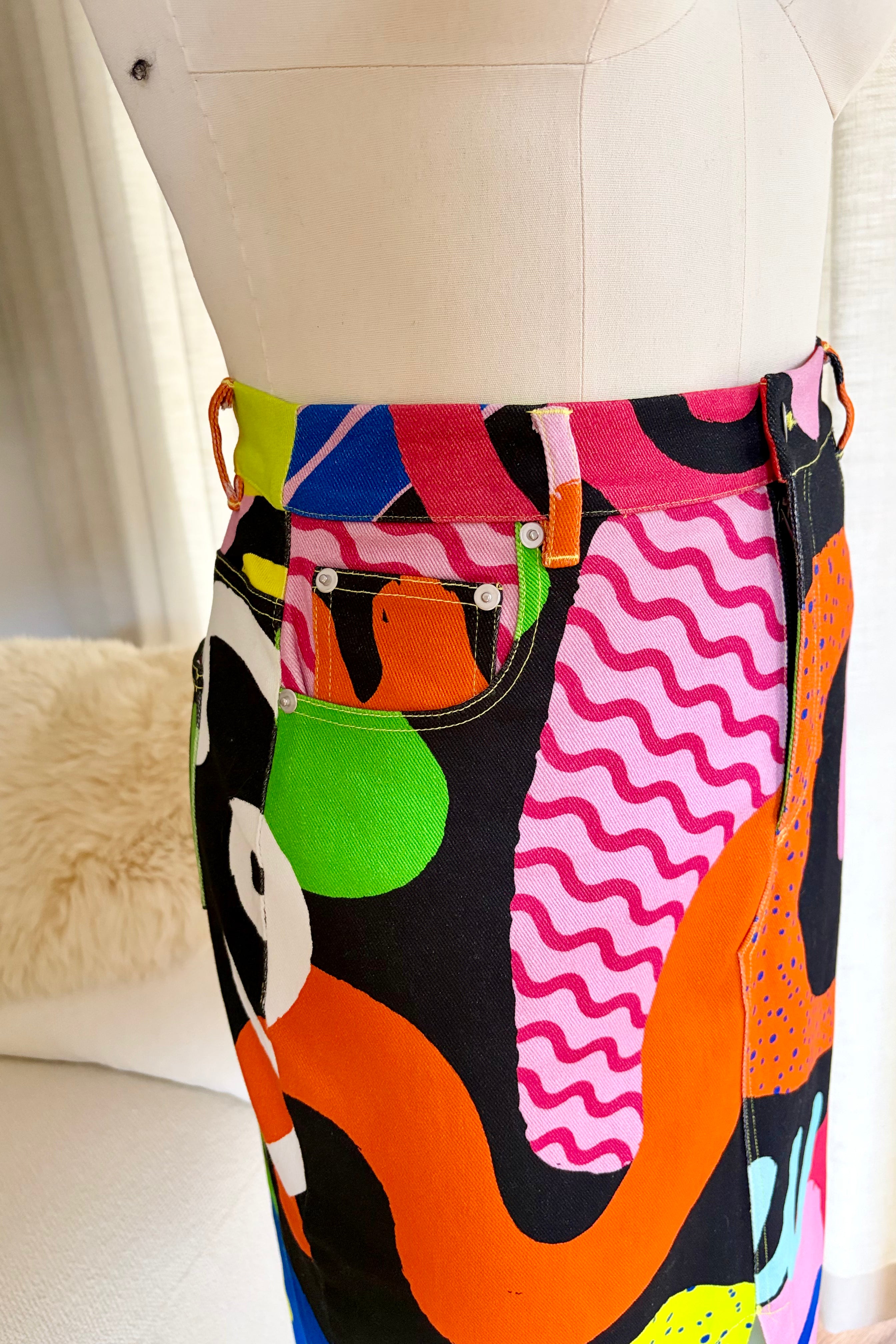 Playground Pencil Skirt - Sample AU 12-14