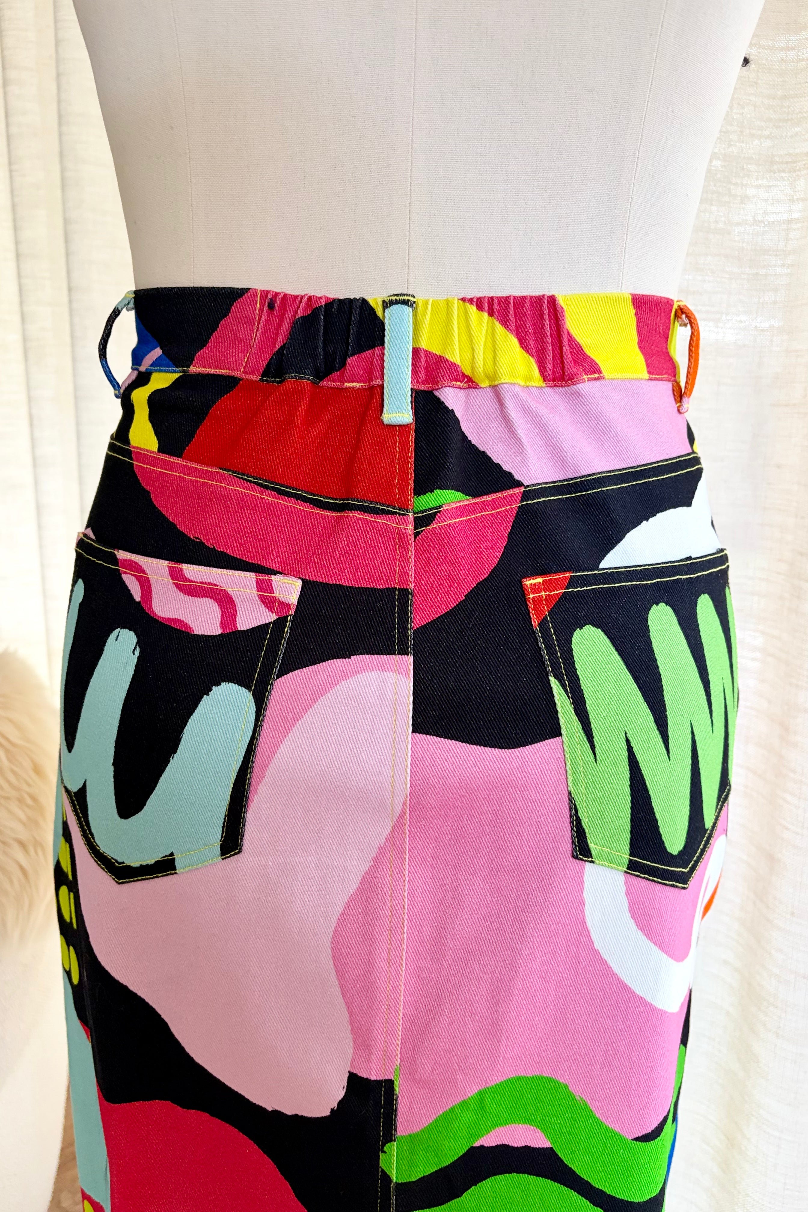 Playground Pencil Skirt - Sample AU 12-14