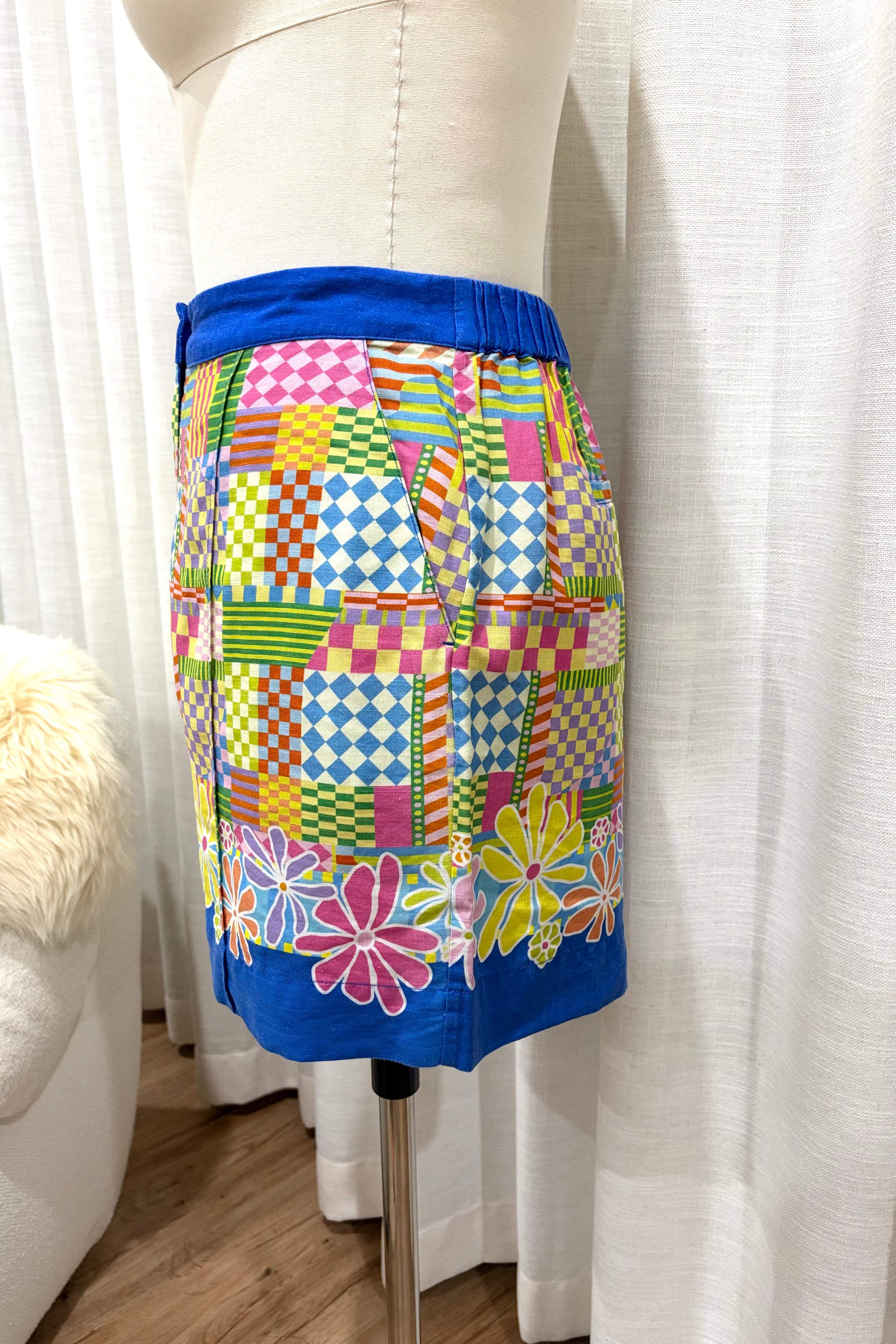 Mermaid Hotline Shorts - Sample AU 12-14