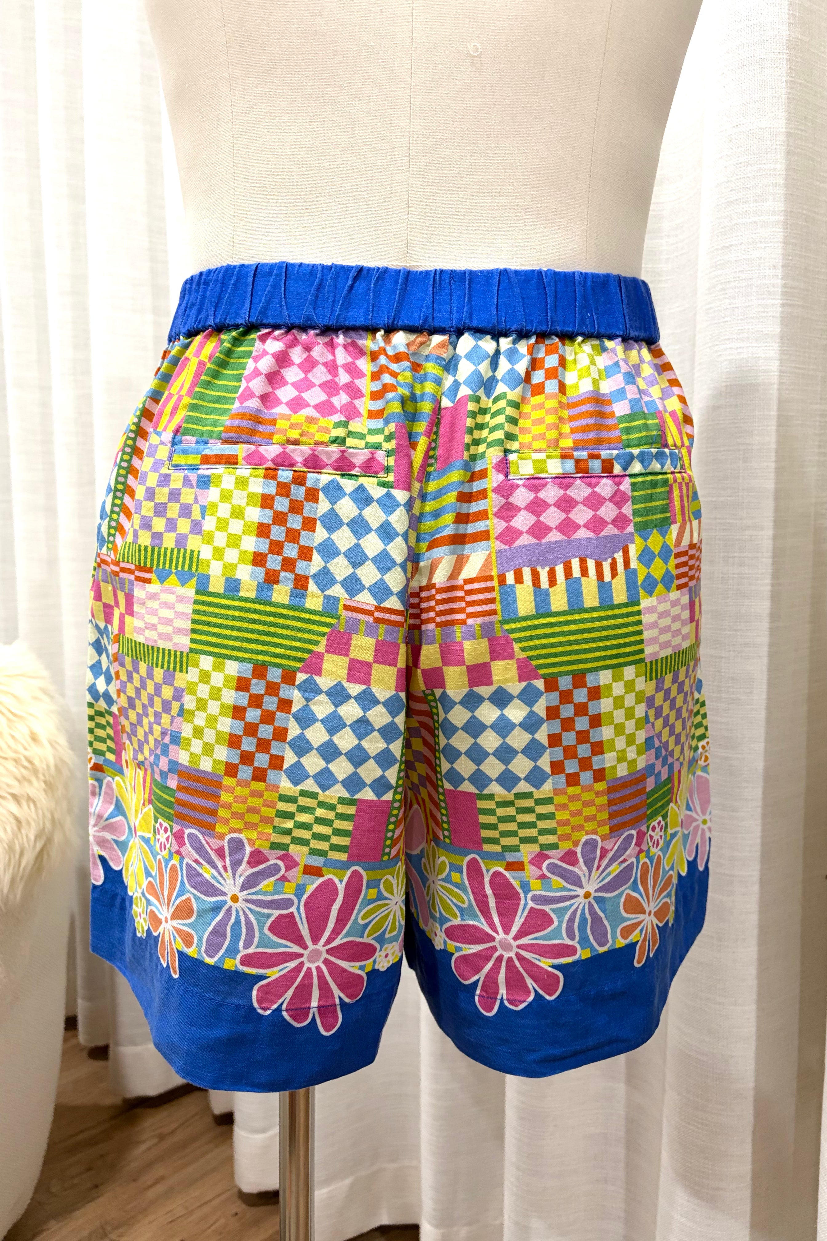 Mermaid Hotline Shorts - Sample AU 12-14